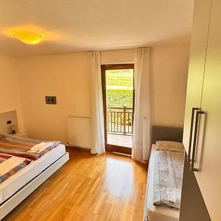 Residenza Arcobaleno Aparthotel Tenno Exteriör bild